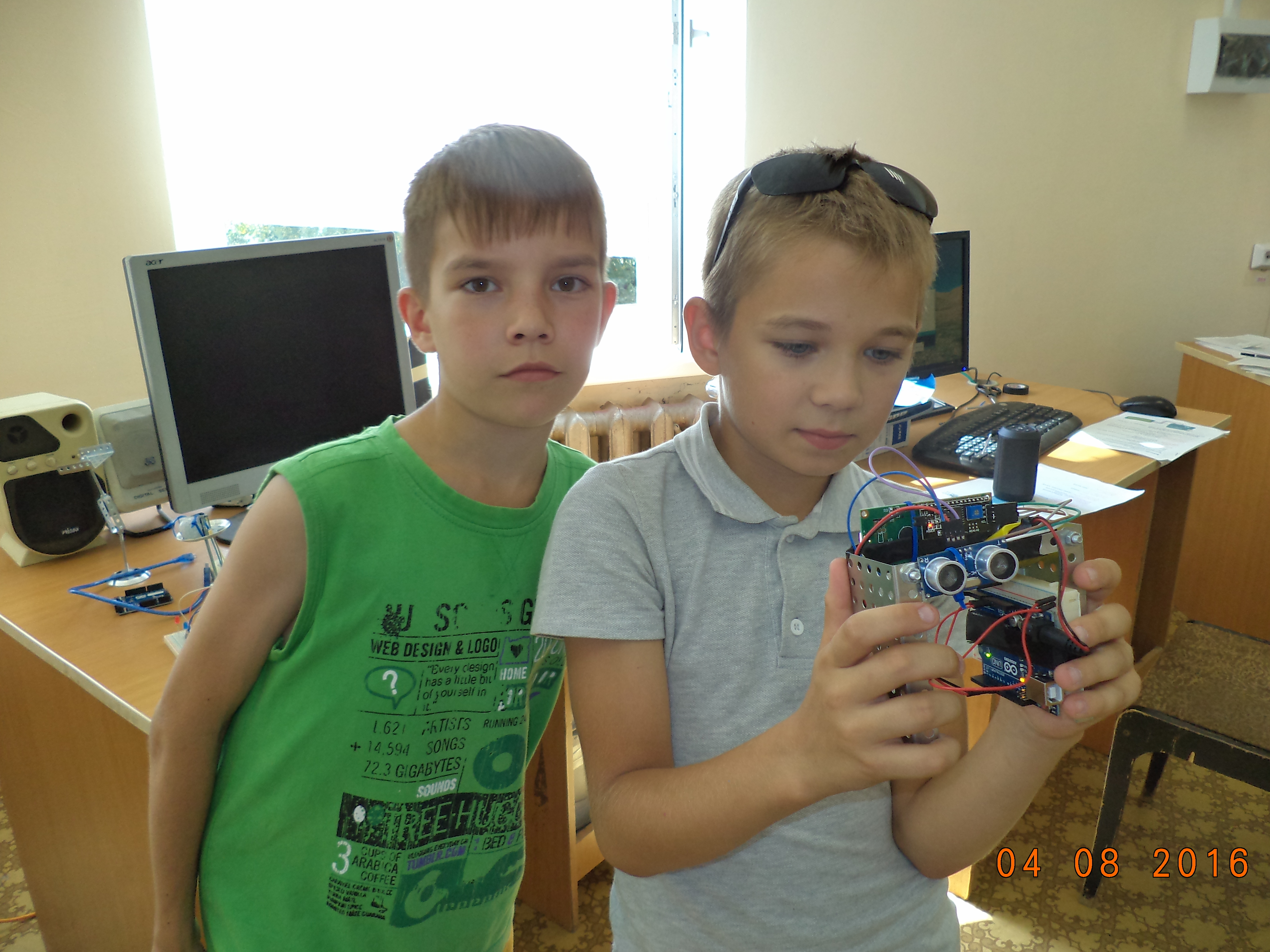 Эксперименты с Arduino: простейший дальномер